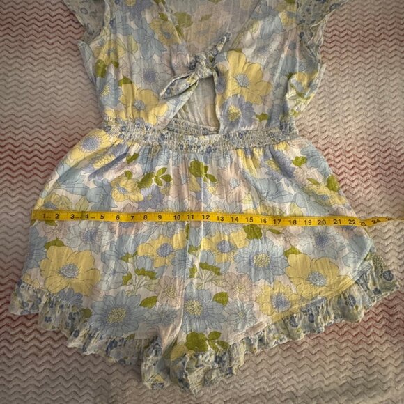 American Eagle Blue and Green Floral Romper - Size Large - Picture 8 of 12